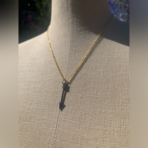 NWT Sterling Silver Plated Chain & Alloy Arrow Charm Necklace - Picture 7 of 16